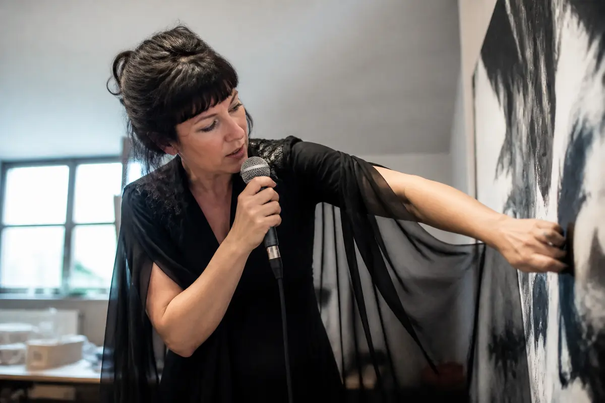 Candice Lartigue : Parcours Et Projets De La Comédienne