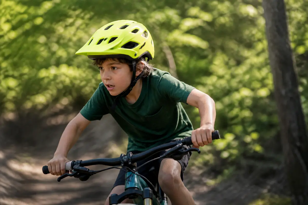 Casque enfant : Comment choisir le modèle sécurisé idéal ?