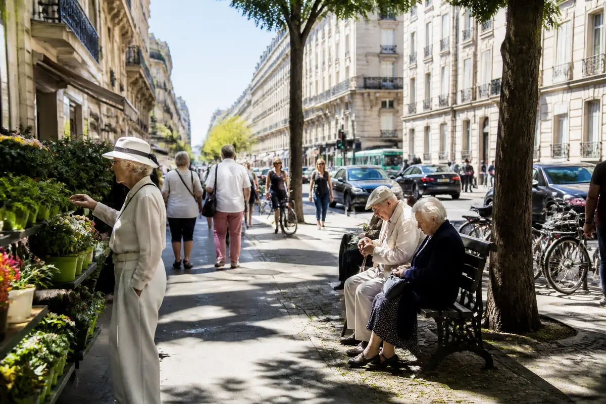 Latribudusenior.fr à Paris : guide complet et services
